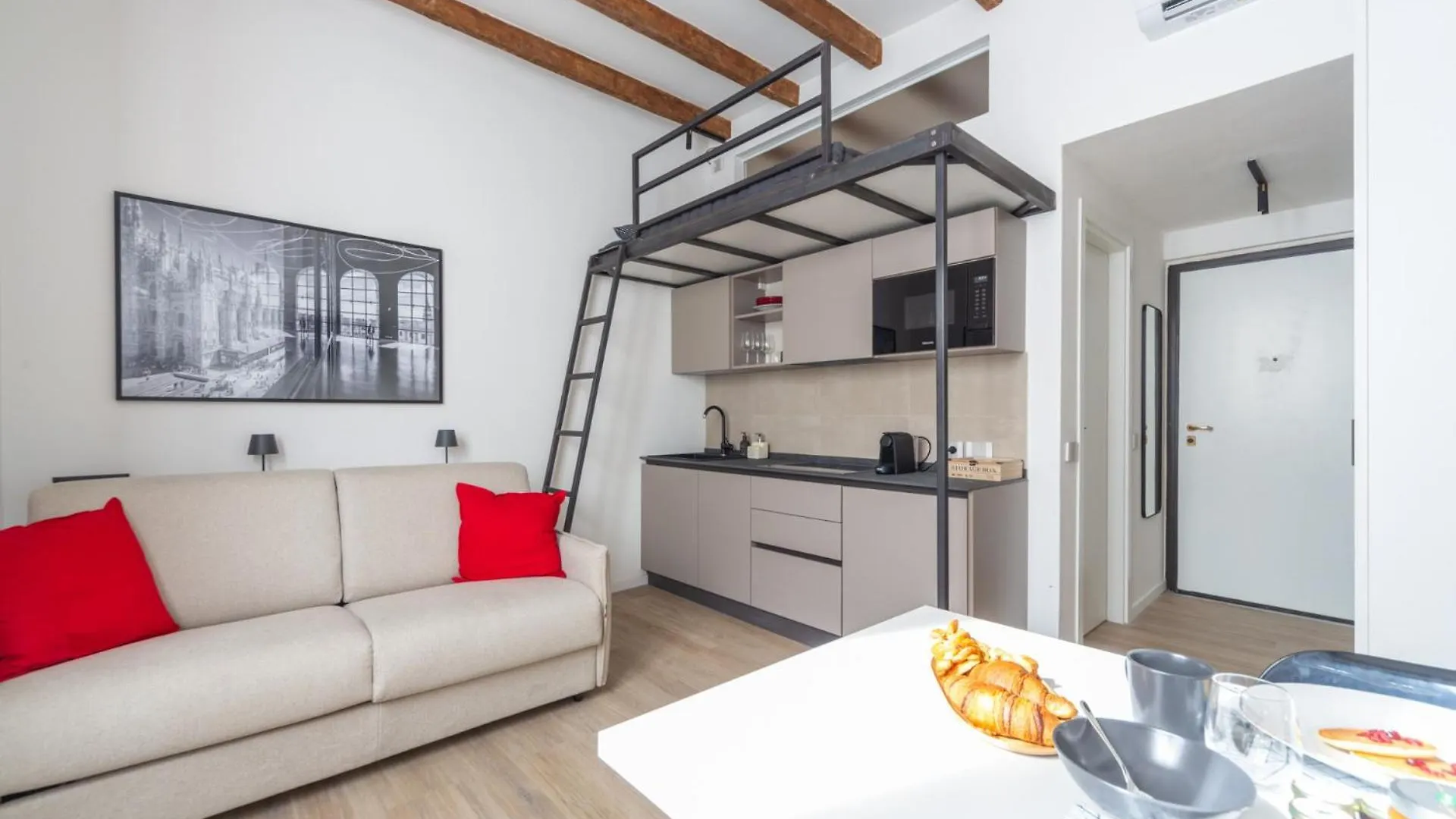 Stylish Studio Loft In Porta Romana Mediolan Apartament
